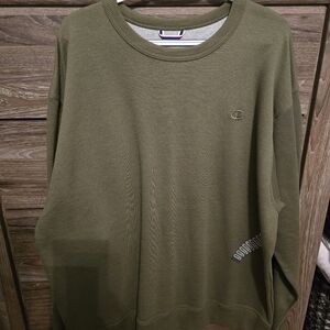 Champion Men's Olive Green Sweater